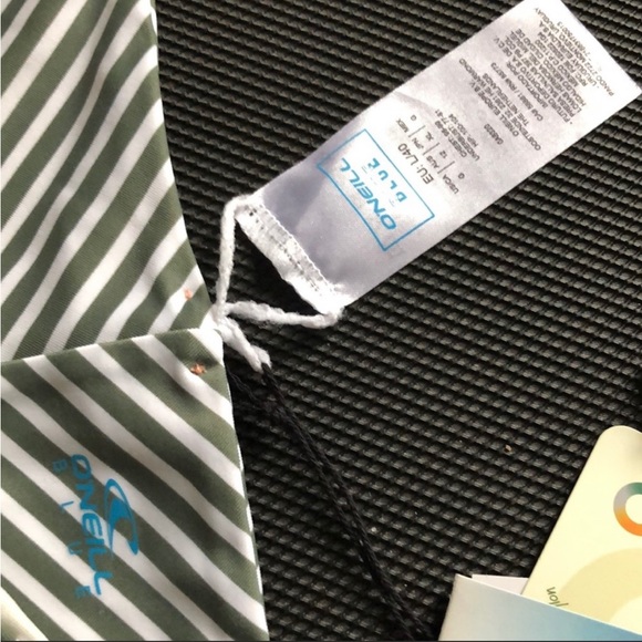 O’NEILL Blue (L) Soara Maoi Bikini set - Picture 10 of 11